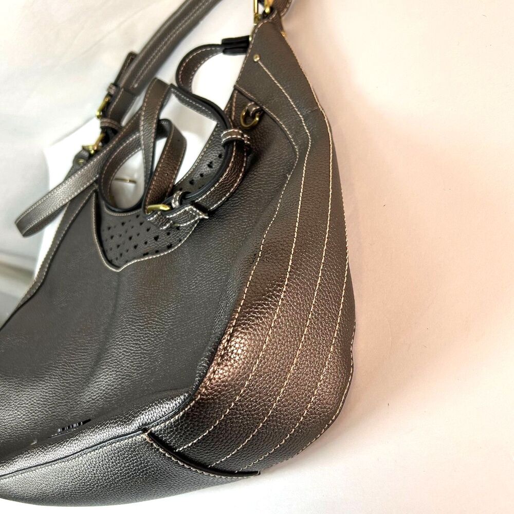 Chala Metallic Pewter Faux Leather Heart Cut-Out Hobo Shoulder Crossbody Bag - Picture 7 of 12